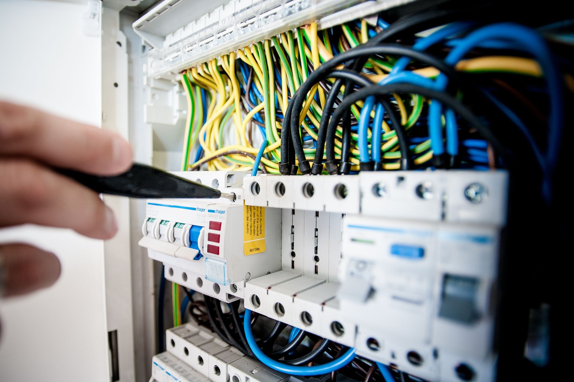 Électricien à Mantes-la-Ville